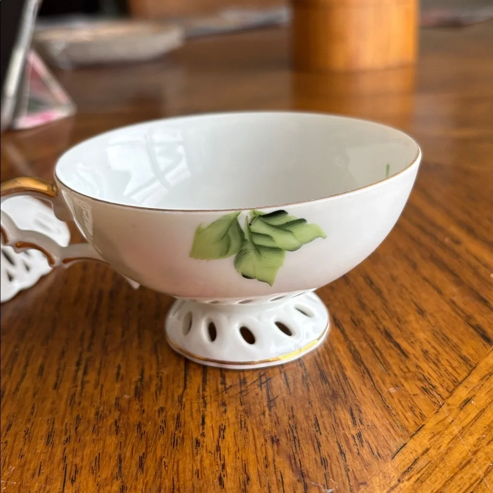 Vintage WAKO Fine China Floral Teacup & Saucer Gold Trim Pedestal Made in Japan